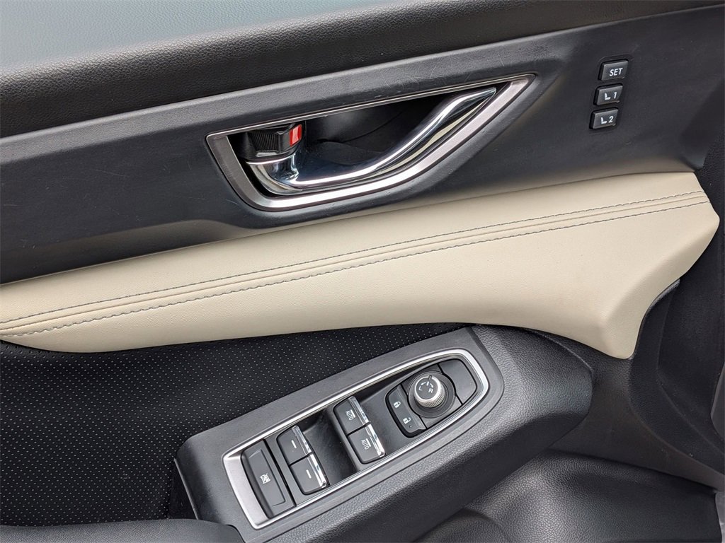 Used 2022 Subaru Ascent Limited w/ Technology Package image 12