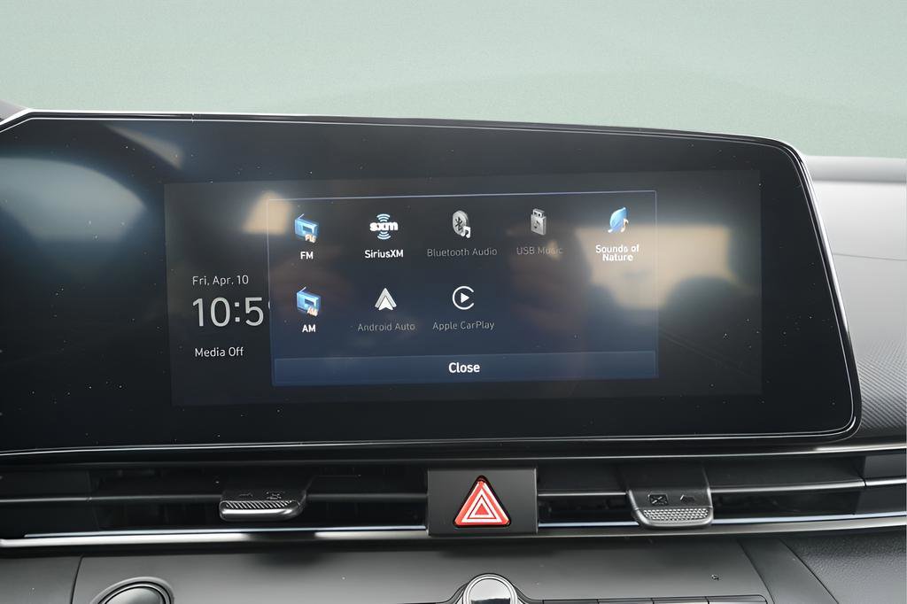 Certified 2025 Hyundai Elantra SEL FWD image 36