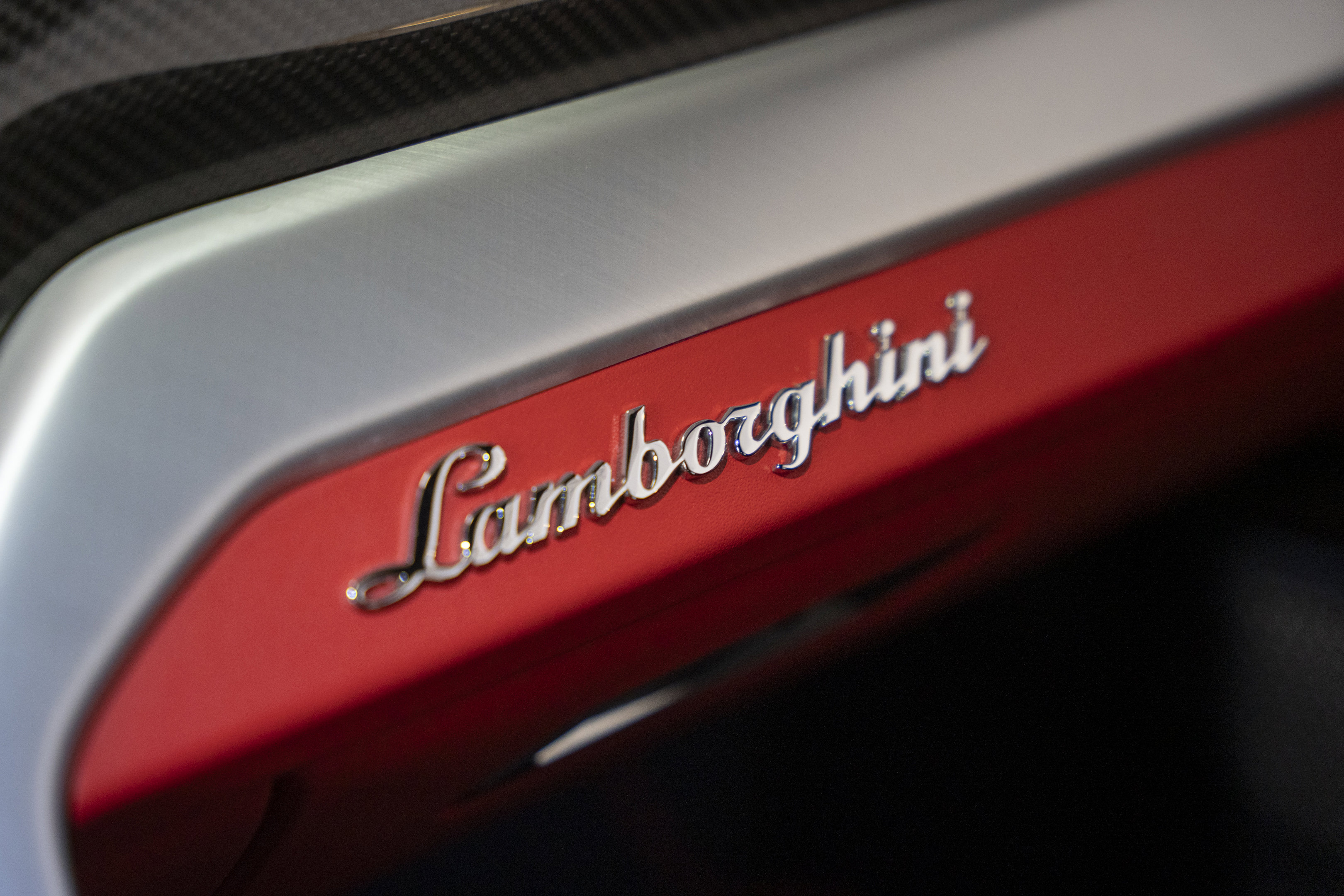 Used 2021 Lamborghini Urus AWD image 45