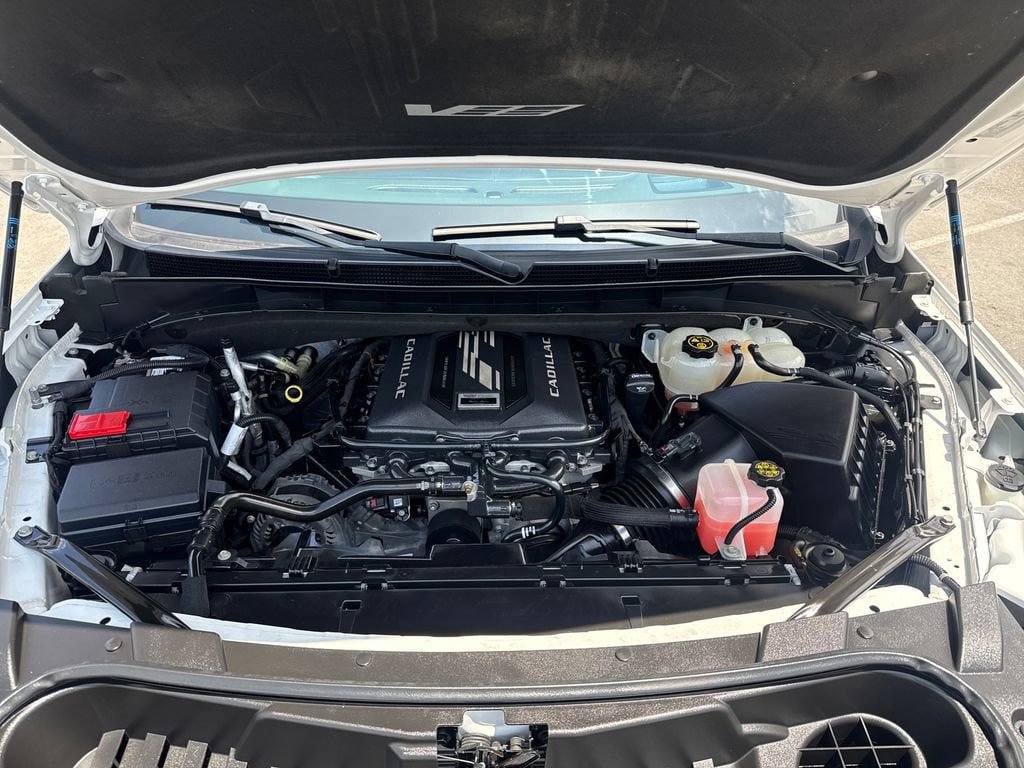 Certified 2023 Cadillac Escalade ESV V AWD/4WD image 19