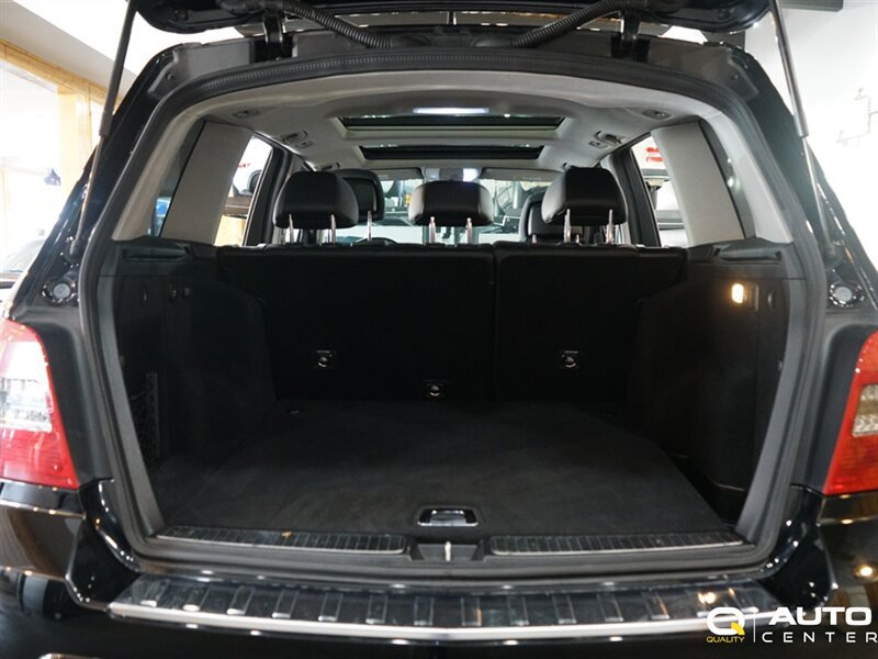 Used 2010 Mercedes-Benz GLK 350 4MATIC image 23