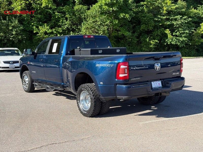 Used 2021 RAM 3500 Big Horn w/ Level 2 Equipment Group AWD/4WD image 3