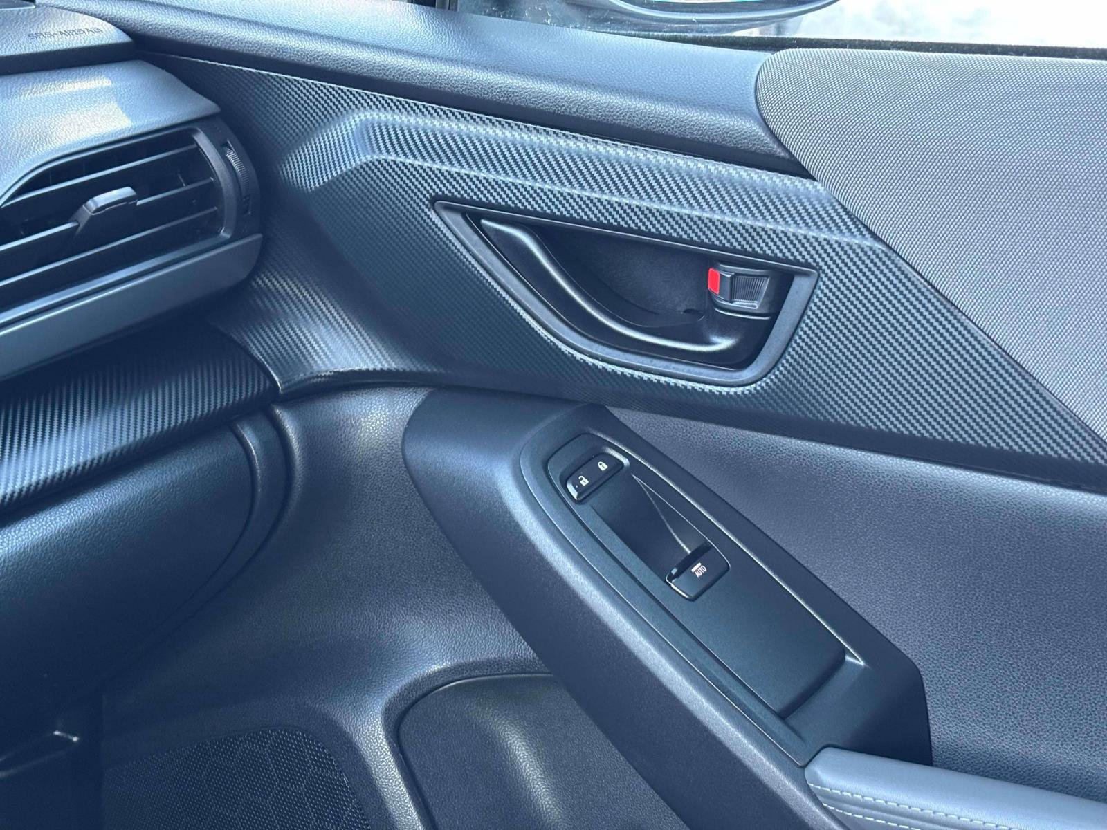 Used 2024 Subaru Crosstrek 2.0i Premium image 30