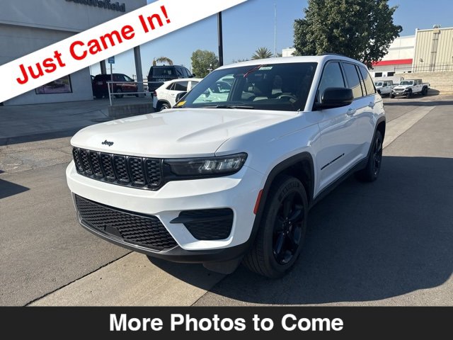 Certified 2023 Jeep Grand Cherokee Altitude