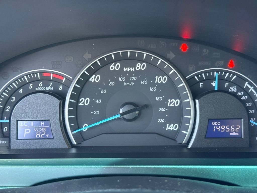 Used 2014 Toyota Camry LE FWD image 25