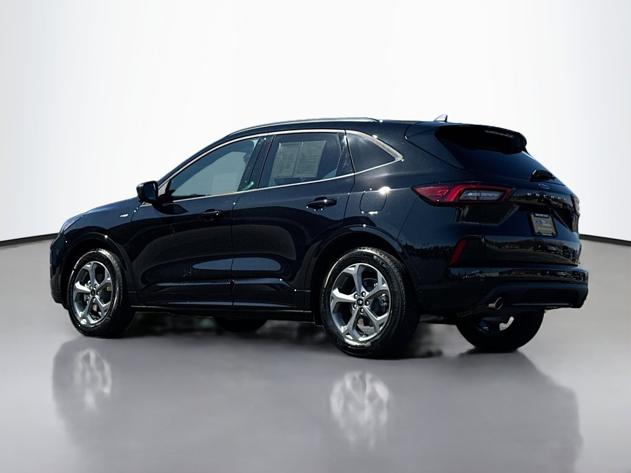 Used 2023 Ford Escape ST-Line w/ Tech Pack #1 image 13