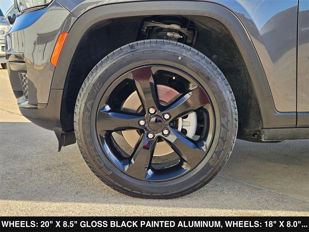 Used 2023 Jeep Grand Cherokee L Laredo image 36