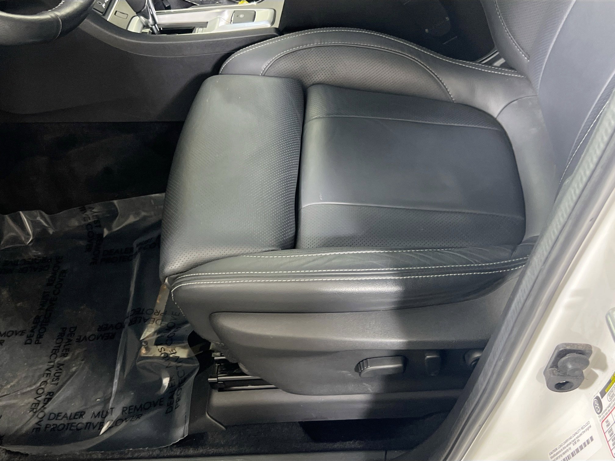 Used 2023 Subaru Ascent Limited image 18