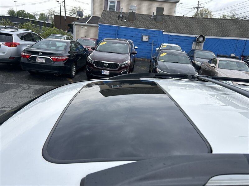 Used 2012 Toyota RAV4 Limited w/ Premium Plus Value Pkg AWD/4WD image 7