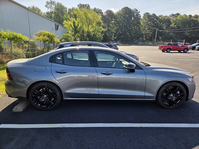Used 2019 Volvo S60 T8 R-Design AWD/4WD image 4
