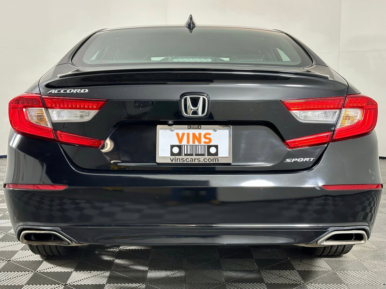 Used 2018 Honda Accord Sport image 24
