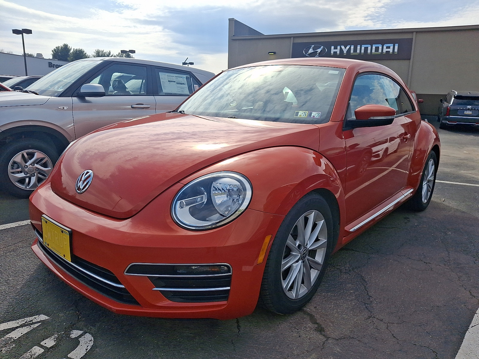 Used 2017 Volkswagen Beetle 1.8T SE image 3