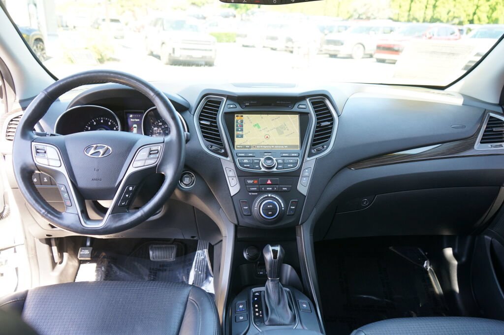 Used 2015 Hyundai Santa Fe Sport 2.0T w/ Option Group 05 AWD/4WD image 19