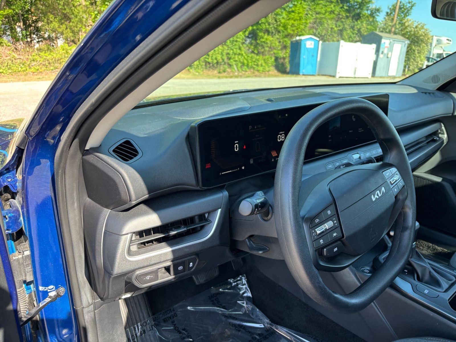 Used 2025 Kia K4 FWD image 34