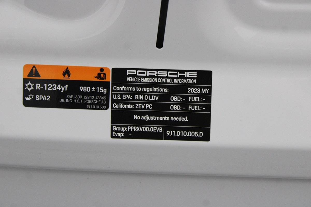 Used 2023 Porsche Taycan RWD image 35