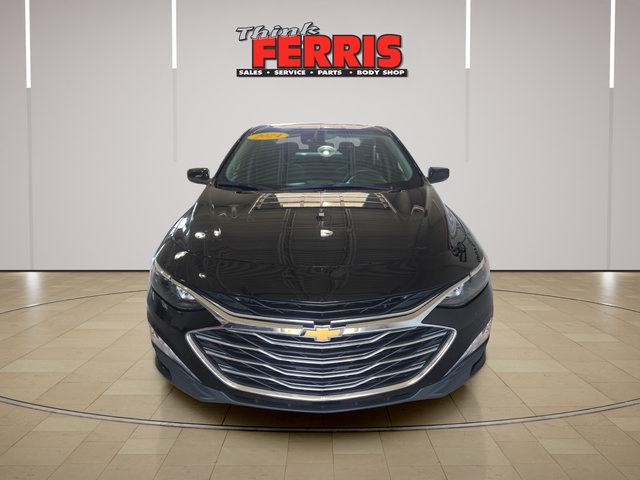 Used 2024 Chevrolet Malibu LT FWD image 2