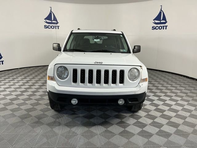 Used 2015 Jeep Patriot Limited w/ Sun/Sound Group image 2