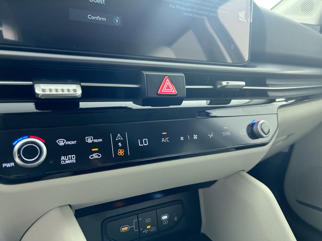 New 2026 Kia Sportage EX image 25