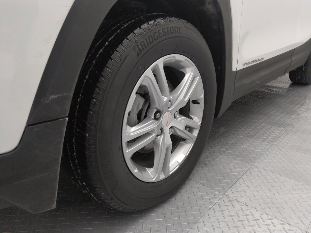 Used 2023 GMC Terrain SLE w/ Driver Convenience Package image 31