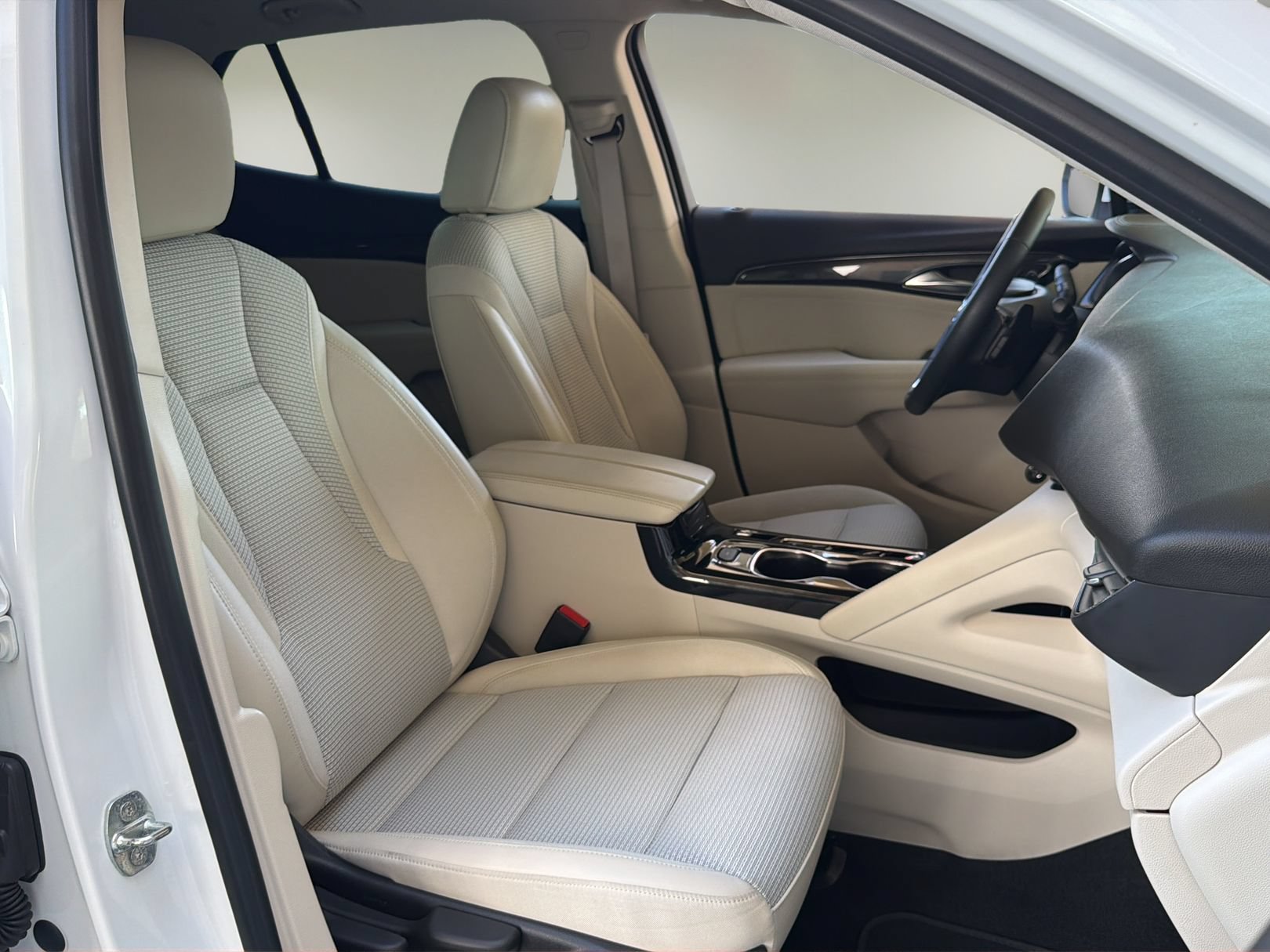 Used 2022 Buick Envision Preferred FWD image 18