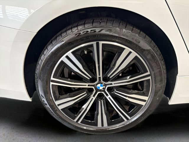 Used 2025 BMW 330i xDrive Sedan image 39