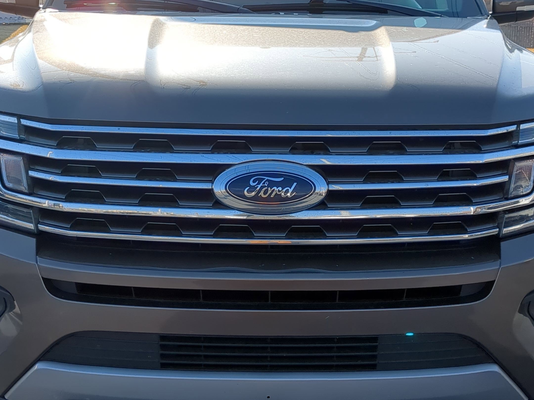 Used 2019 Ford Expedition XLT w/ Equipment Group 201A image 9