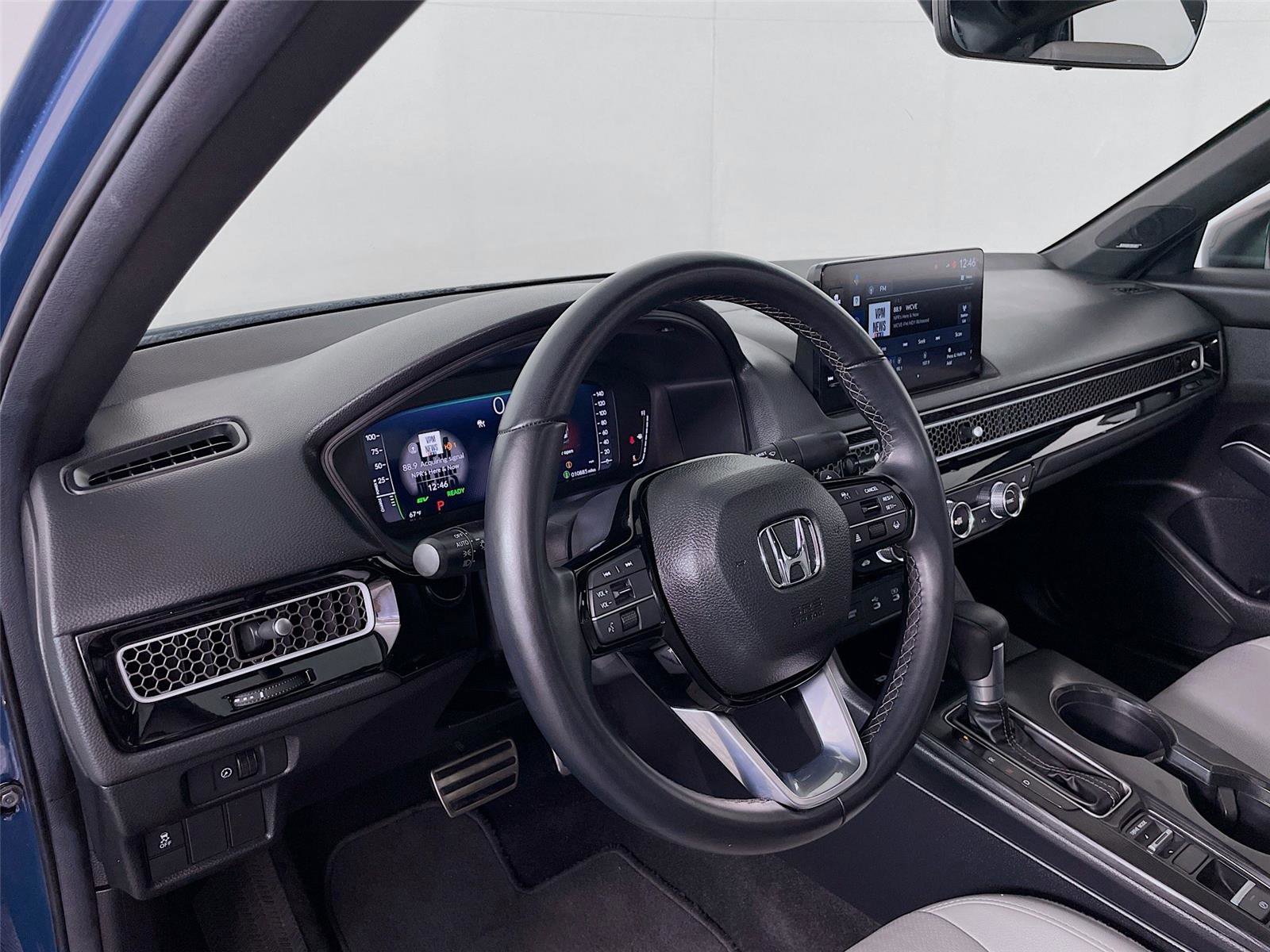 Used 2025 Honda Civic Sport Touring image 15
