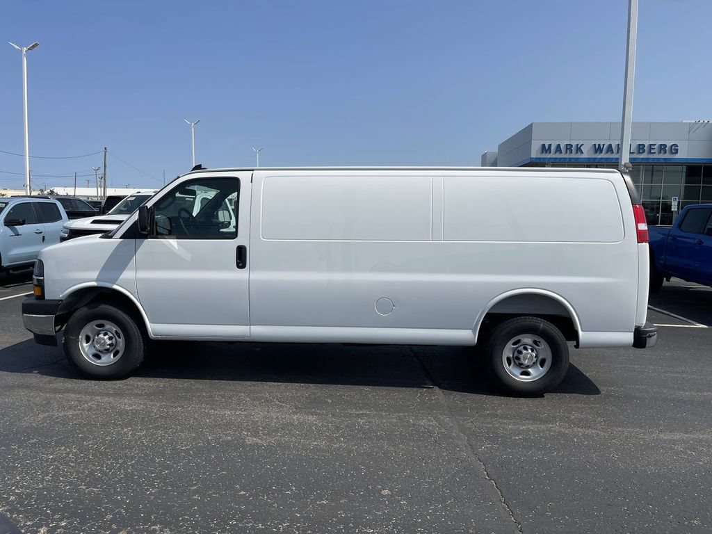 New 2025 Chevrolet Express 3500 Extended w/ Driver Convenience Package RWD image 3