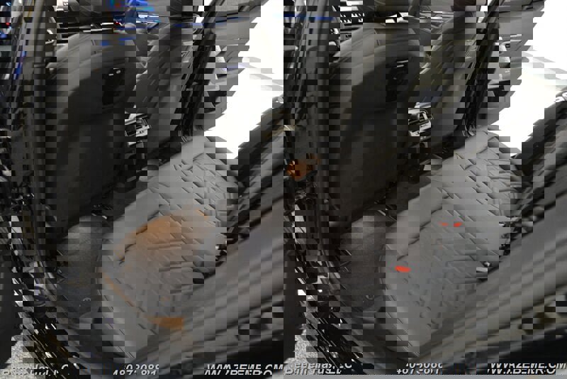 Used 2025 BMW i5 eDrive40i w/ M Sport Package image 26