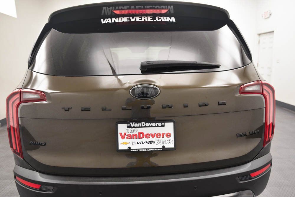 Used 2021 Kia Telluride SX w/ SX Prestige Package image 8