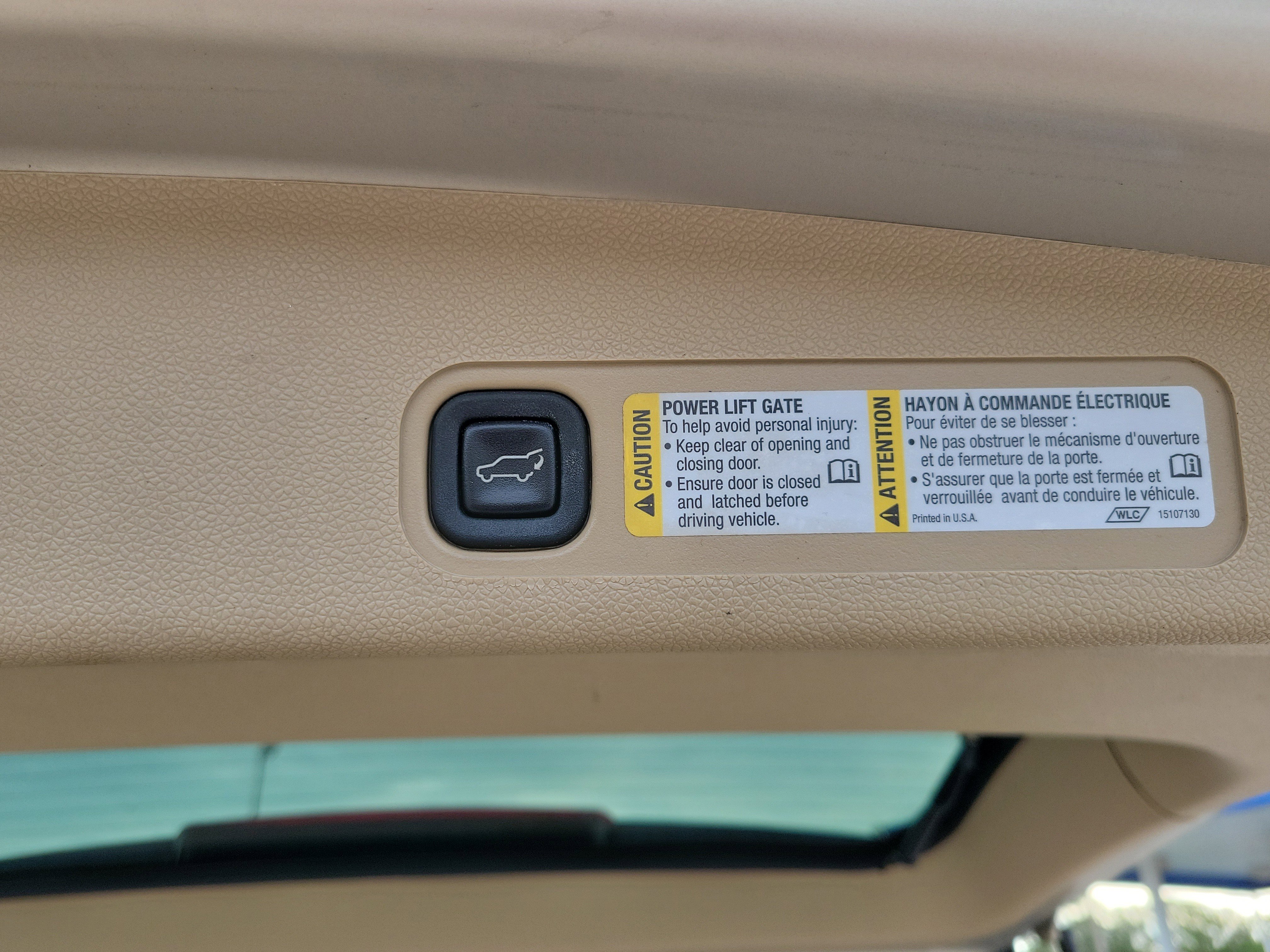 Used 2008 GMC Yukon SLT w/ SLT Preferred Equipment Group image 9