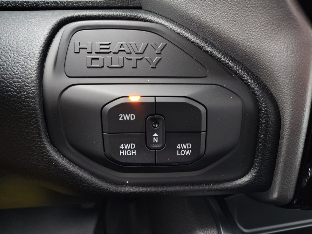 New 2026 RAM 2500 Big Horn AWD/4WD image 5