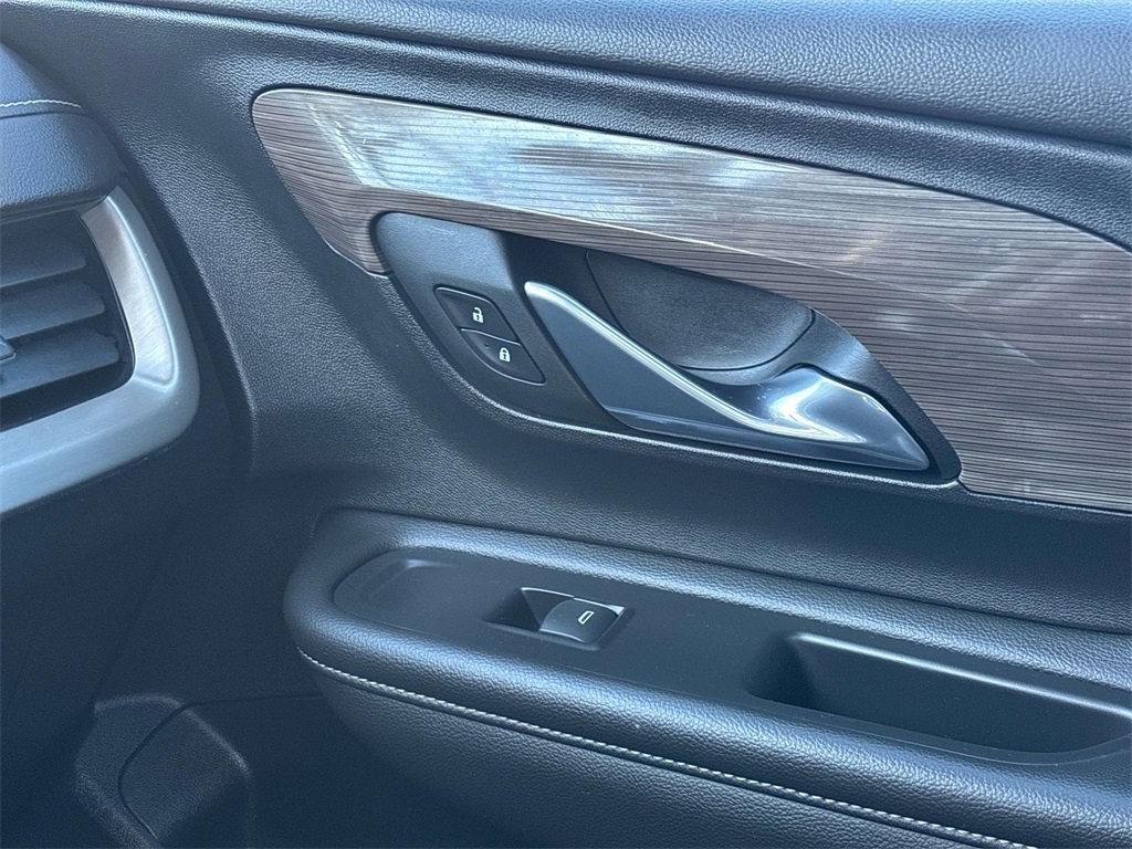 Used 2022 GMC Terrain Denali w/ LPO, Floor Liner Package image 28