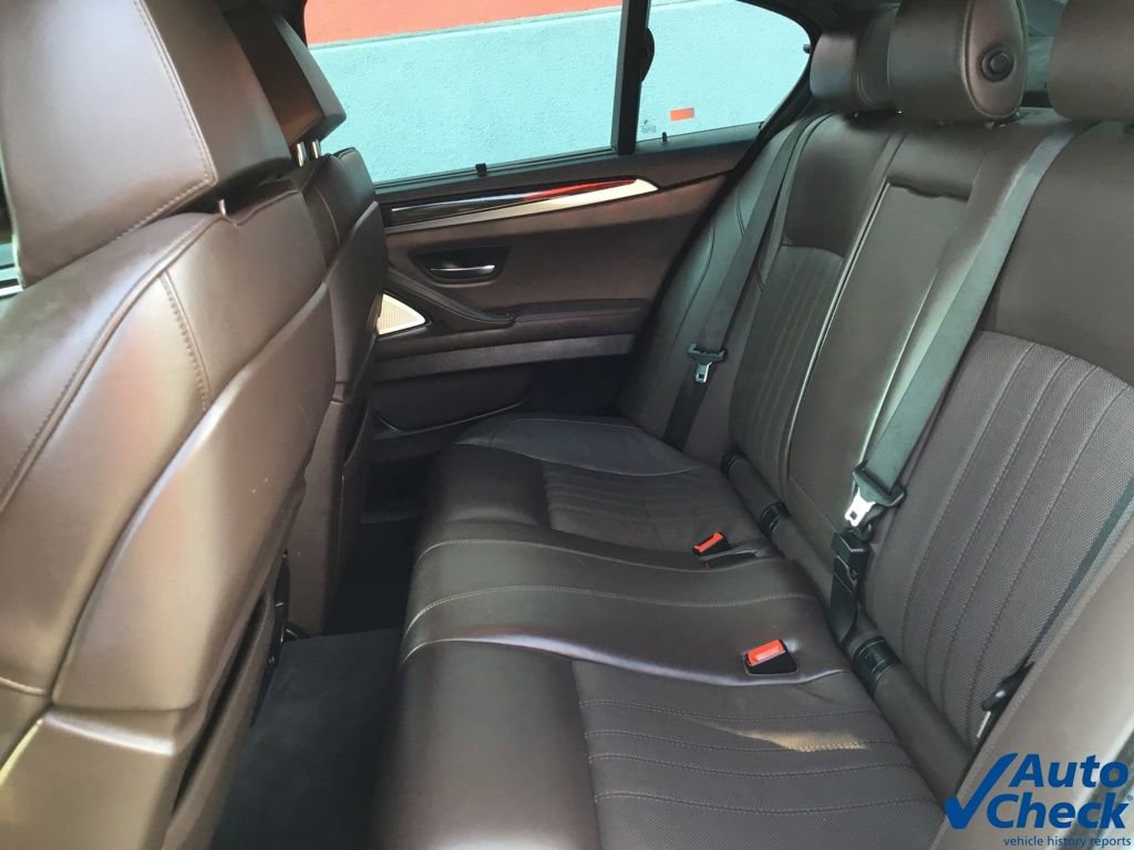 Used 2013 BMW M5 RWD image 25