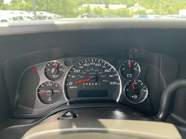 Used 2016 Chevrolet Express 3500 RWD image 12