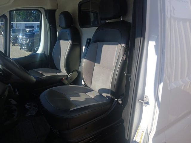 Used 2024 RAM ProMaster 2500 w/ Convenience Group FWD image 23
