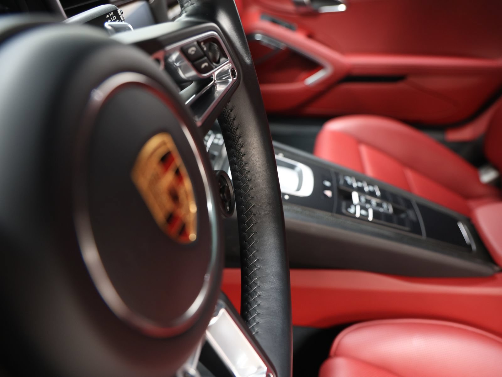 Certified 2017 Porsche 911 Turbo S AWD/4WD image 49