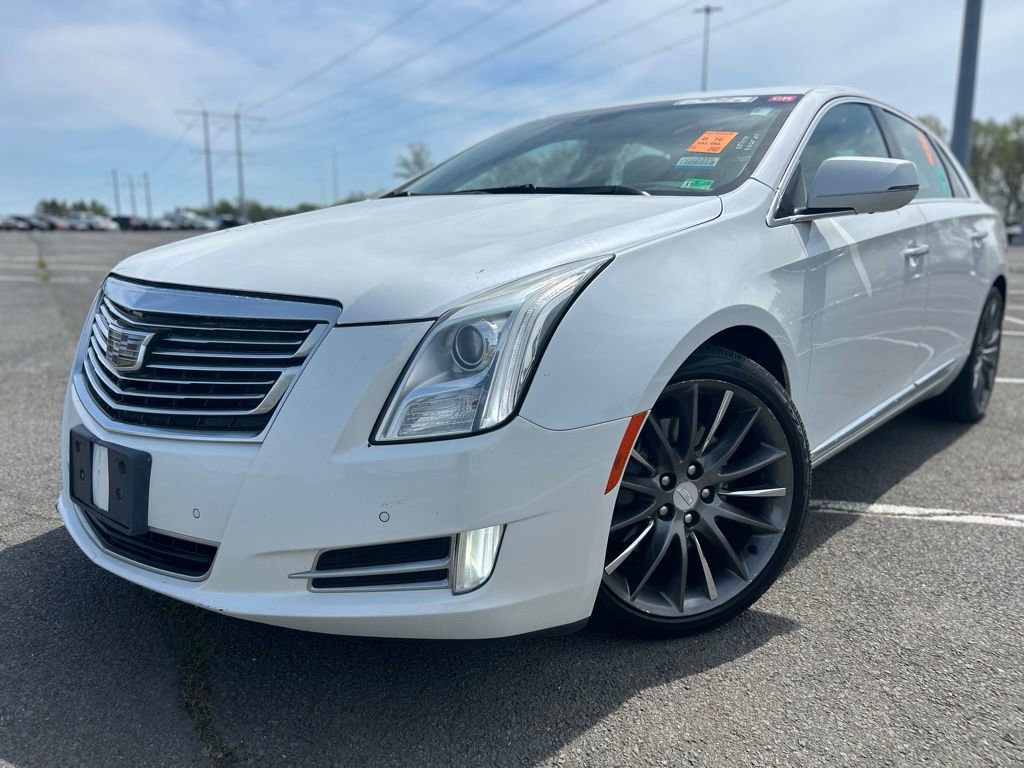 Used 2016 Cadillac XTS Platinum AWD/4WD image 2