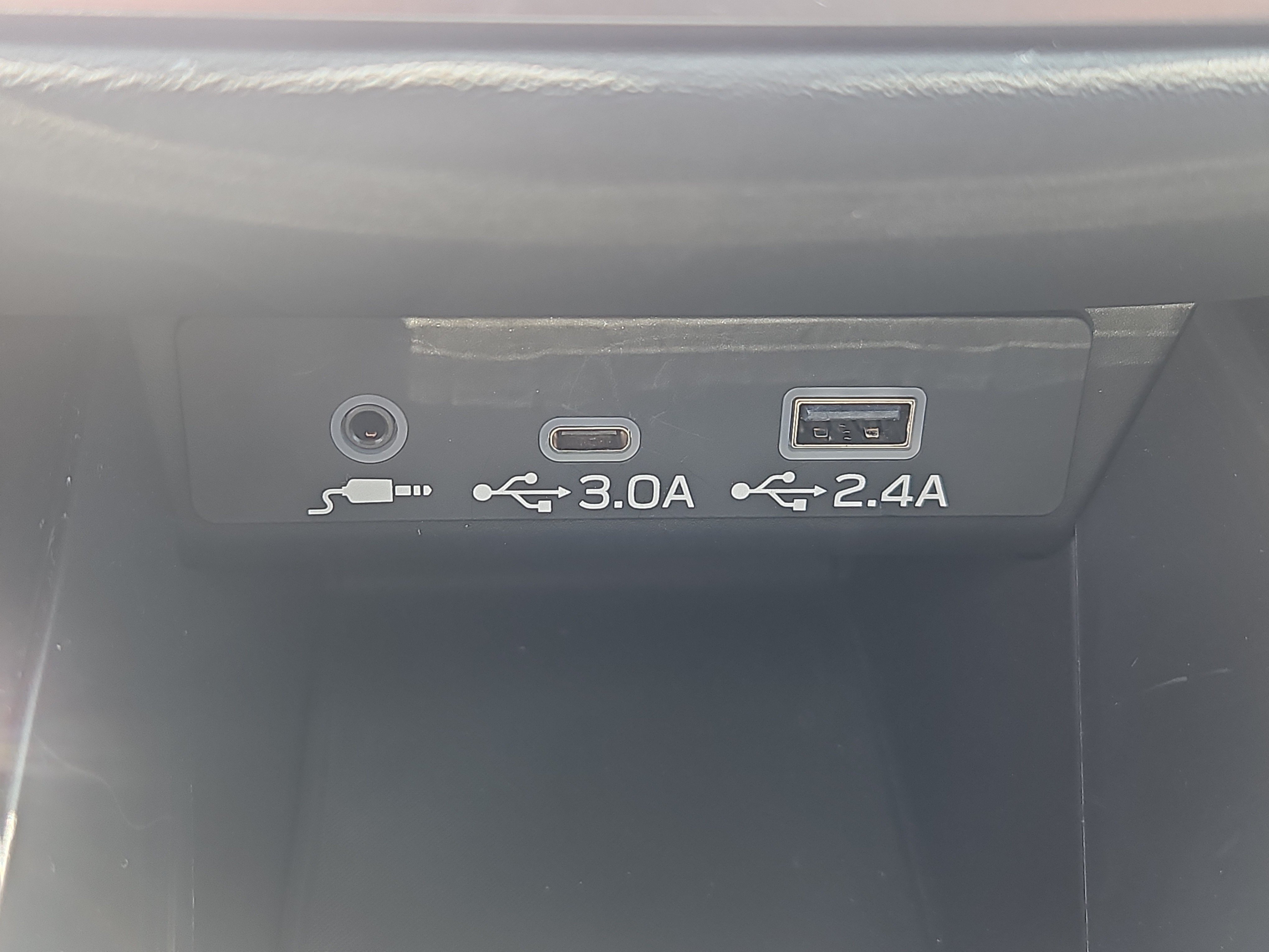 Used 2024 Subaru Outback Limited AWD/4WD image 11
