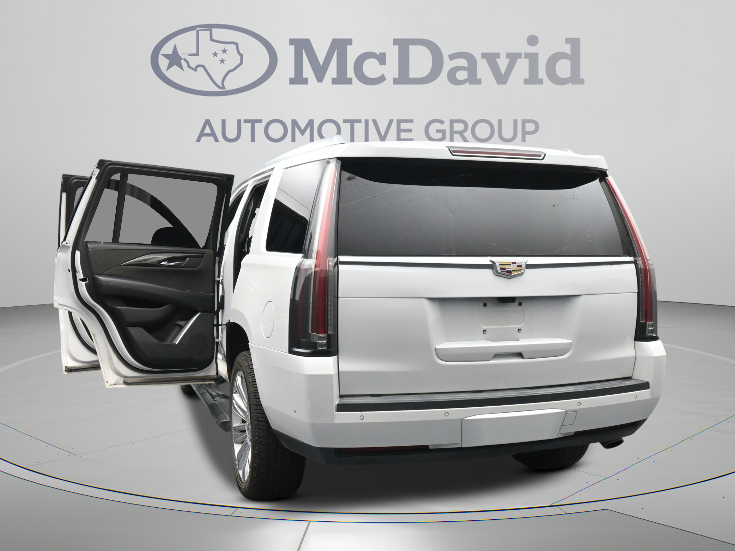 Used 2019 Cadillac Escalade Platinum AWD/4WD image 45