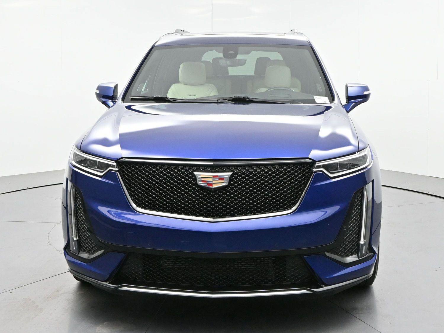 Certified 2024 Cadillac XT6 Sport w/ Technology Package AWD/4WD image 2
