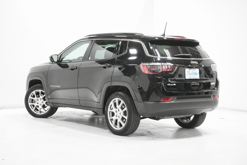 Used 2022 Jeep Compass Latitude image 5