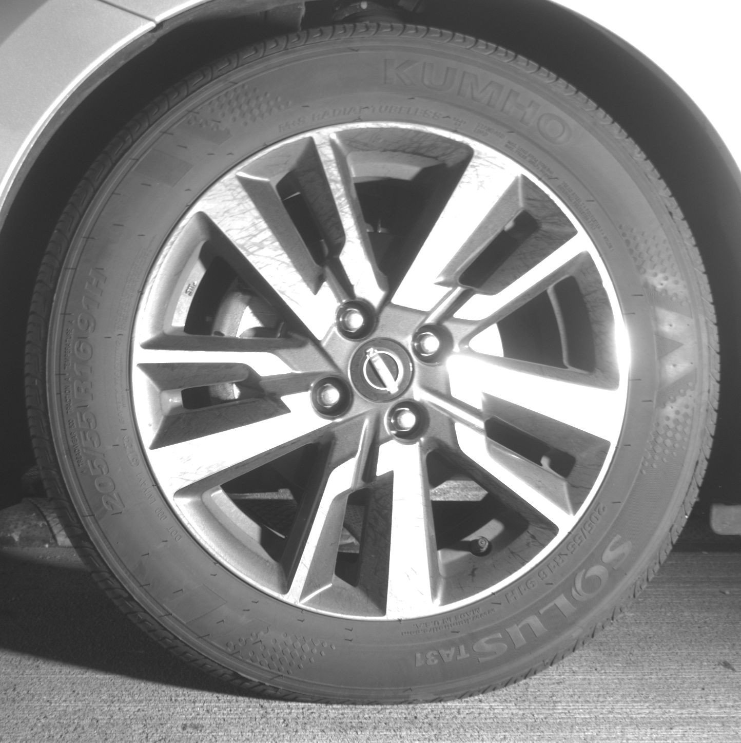 Used 2025 Nissan Versa SV image 12