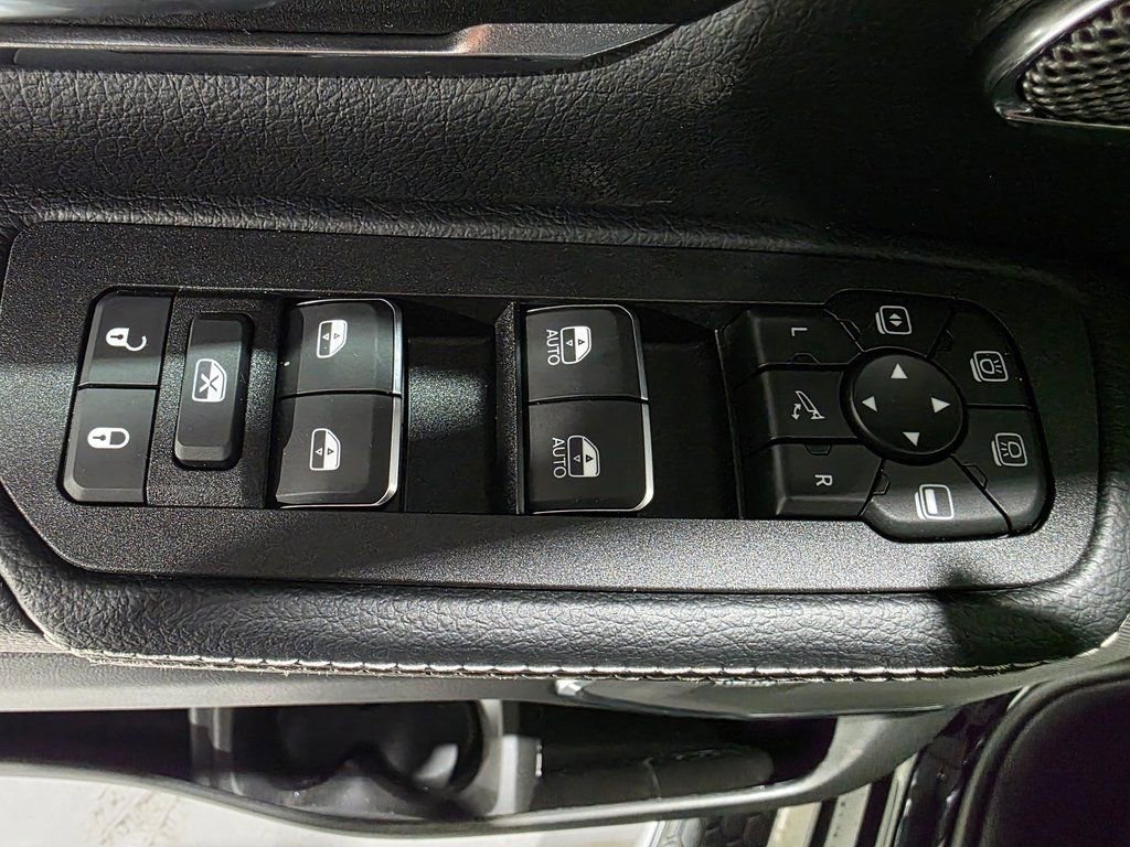 New 2026 RAM 1500 Laramie AWD/4WD image 20