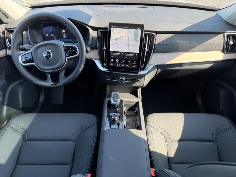 New 2026 Volvo XC90 B6 Plus w/ Protection Package Premier image 6