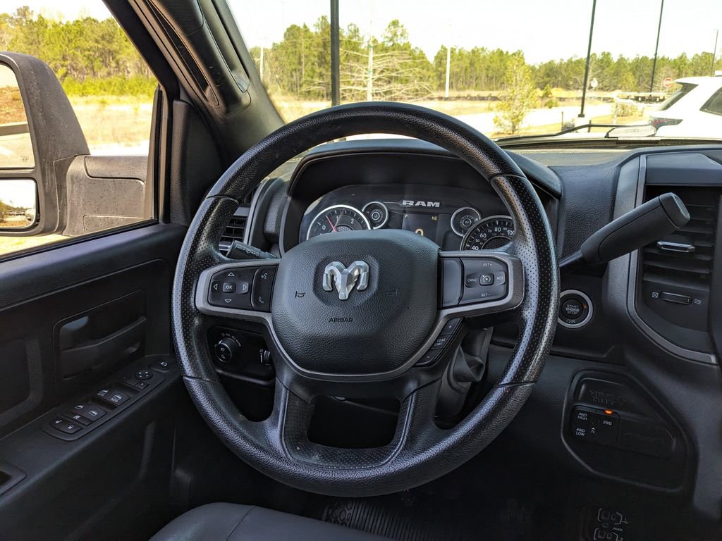 Used 2024 RAM 2500 Tradesman w/ Chrome Appearance Group image 23