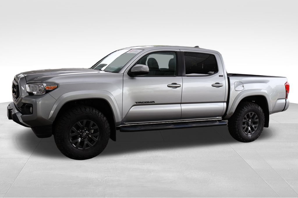 Certified 2023 Toyota Tacoma SR5 w/ Technology Package AWD/4WD image 13