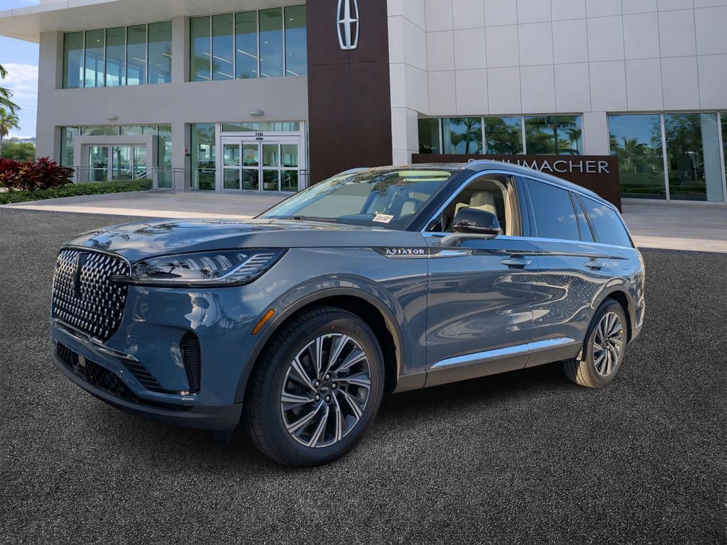 New 2026 Lincoln Aviator 2WD image 3