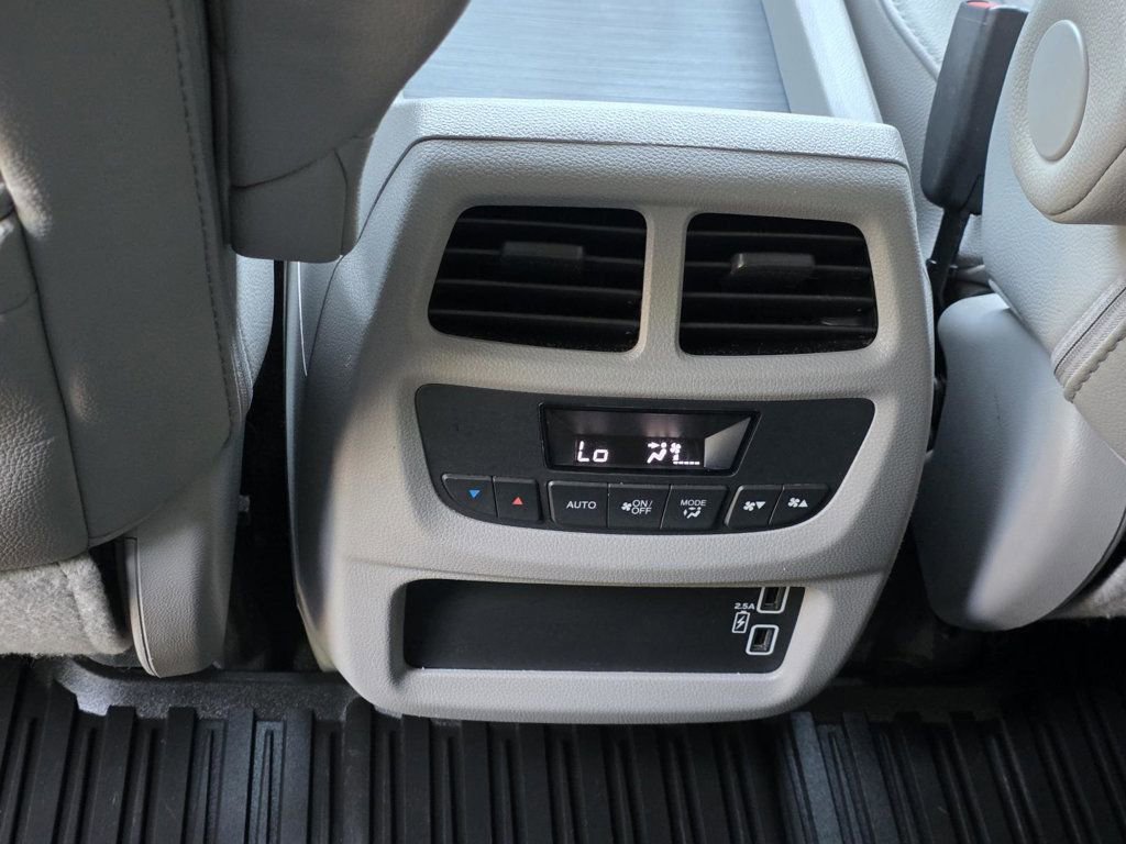 Used 2022 Honda Pilot Special Edition image 11