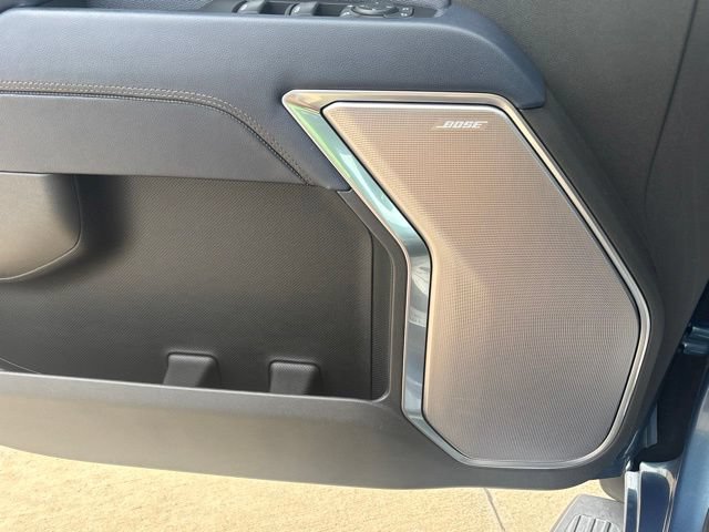 Used 2024 Chevrolet Silverado 1500 High Country w/ High Country Premium Package AWD/4WD image 15